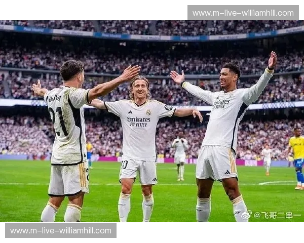 皇马vs拜仁：足球史诗的星光对决，名单揭晓，荣耀谁属？